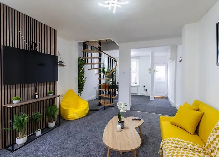 Open Mind Property - Luxury House & Free Parking
